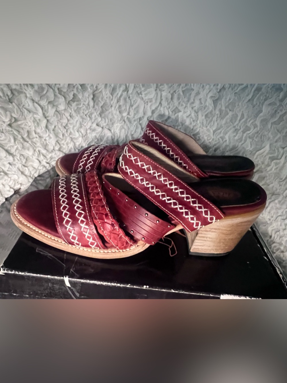 Women’s Freebird Red Leather Strappy Heeled Sandals size 10